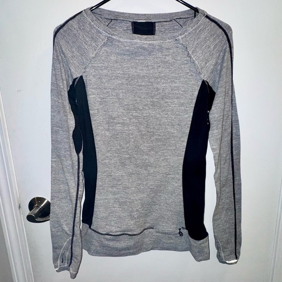 Lululemon Full Tilt Gray and Black Long Sleeve Top - Picture 1 of 10